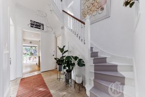 Photo 9- click for photo gallery